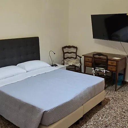 Comfort In Venice 게스트하우스 3*